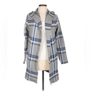 Size Large Tahari cardigan